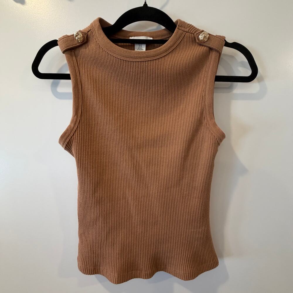 H&M Ribbed Knit Tank Epaulets Gold Button Detail Elevated Professional Stylish